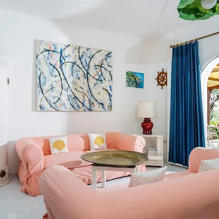 Sofia - Italian Escape マッサ・ルブレンセ