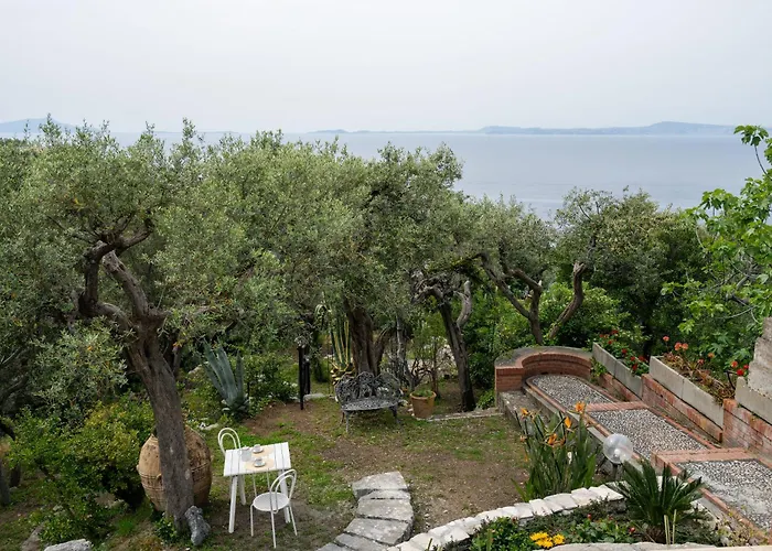Sofia - Italian Escape * Massa Lubrense